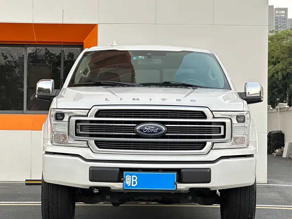 Ford F-150 Raptor — фото 2