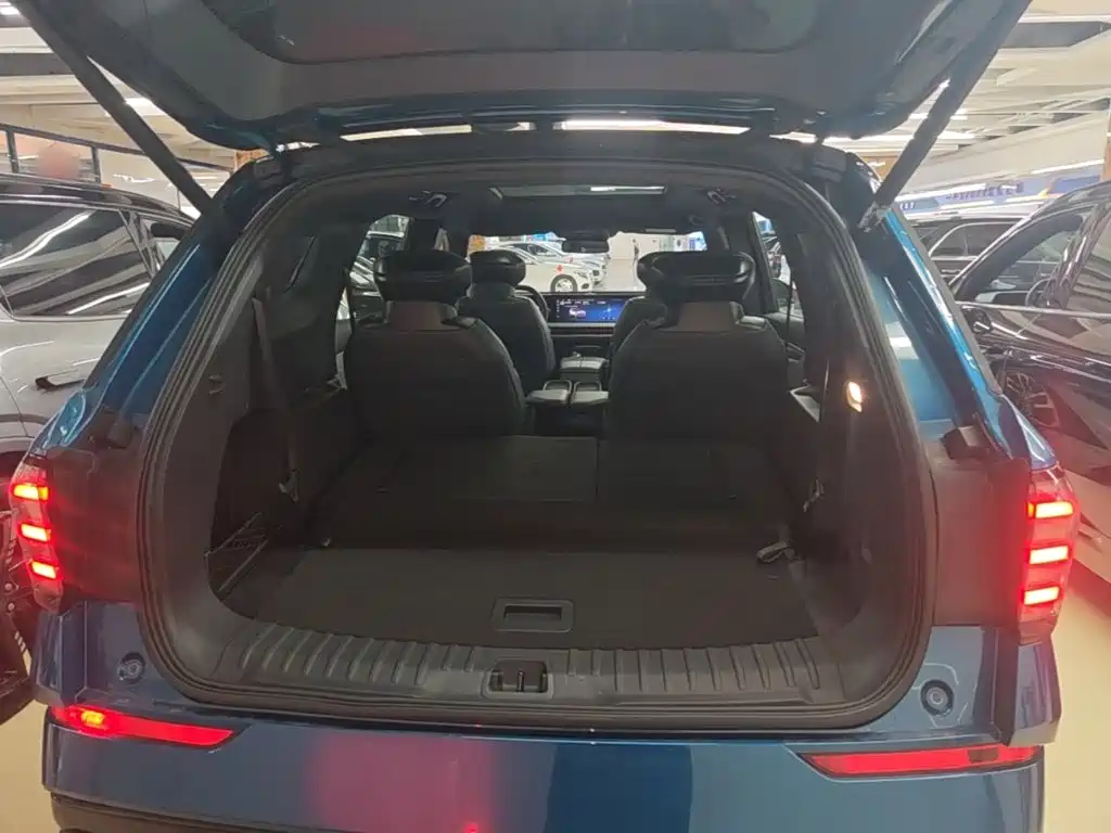 Ford Edge — фото 19