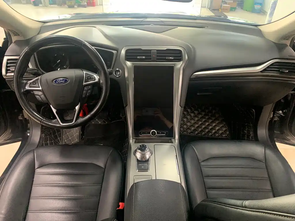Ford Mondeo — фото 11
