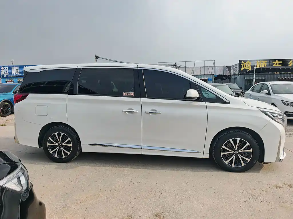 GAC Motor Trumpchi M8 — фото 4