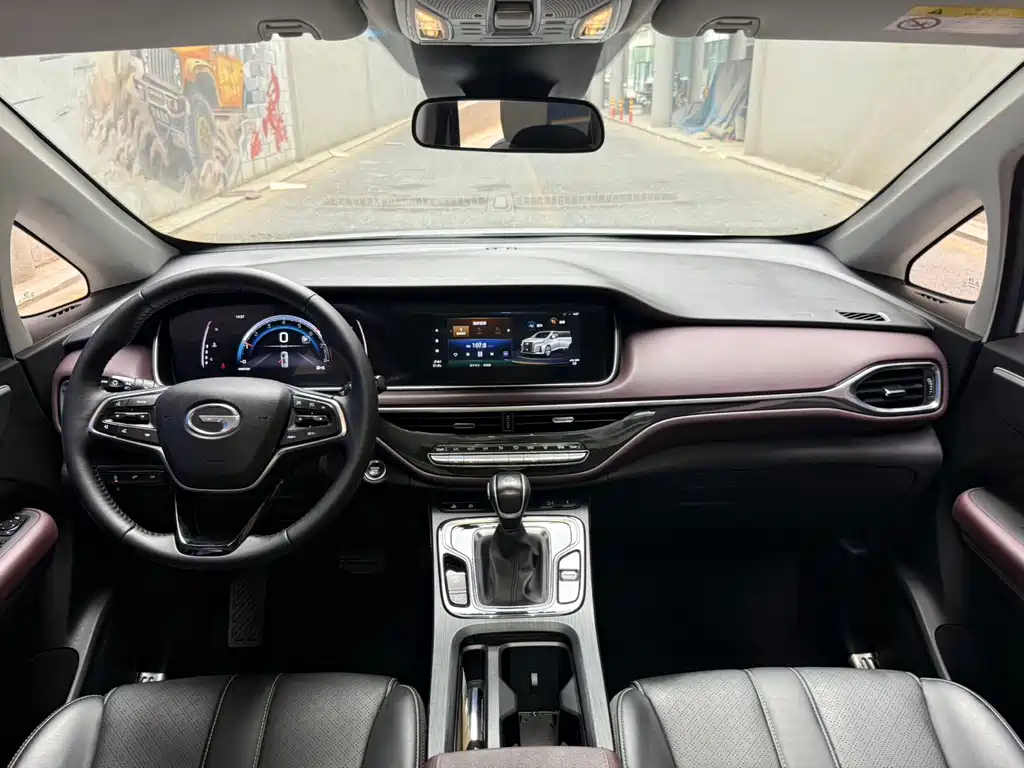 GAC Motor Trumpchi M6 — фото 8