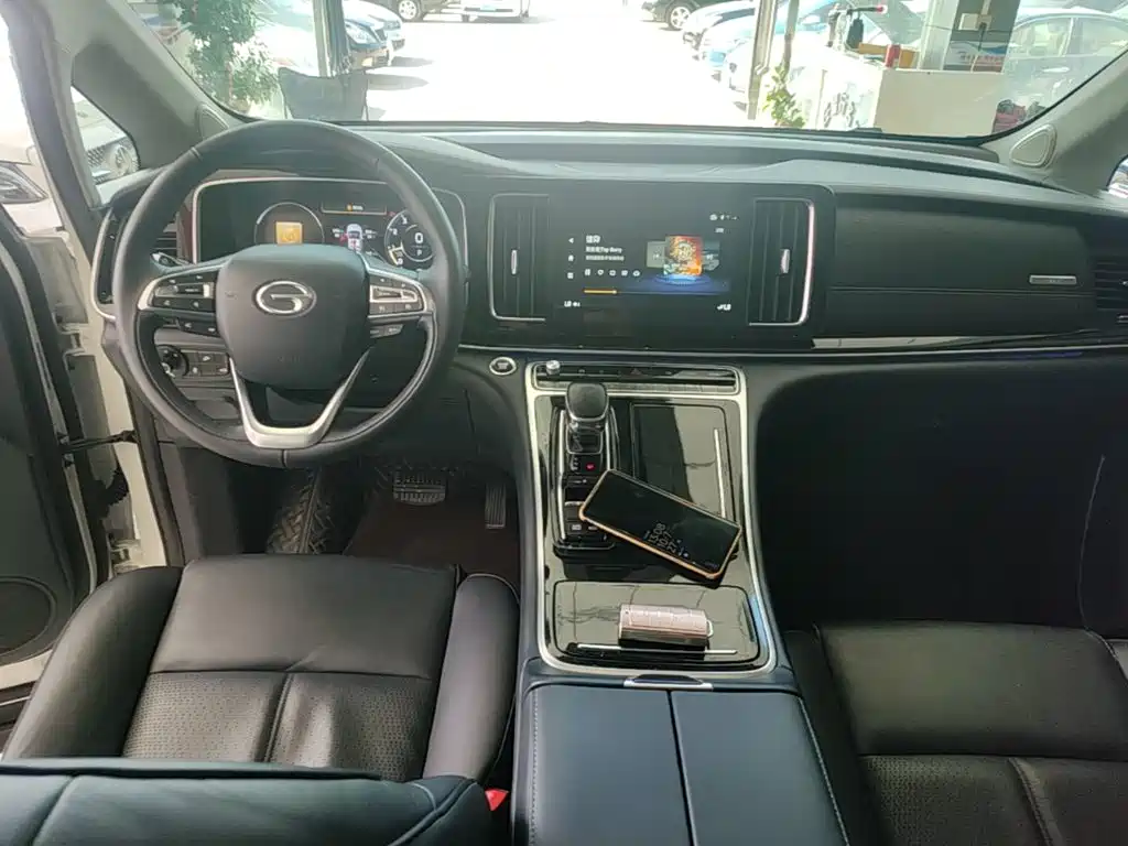 GAC Motor Trumpchi M8 — фото 10