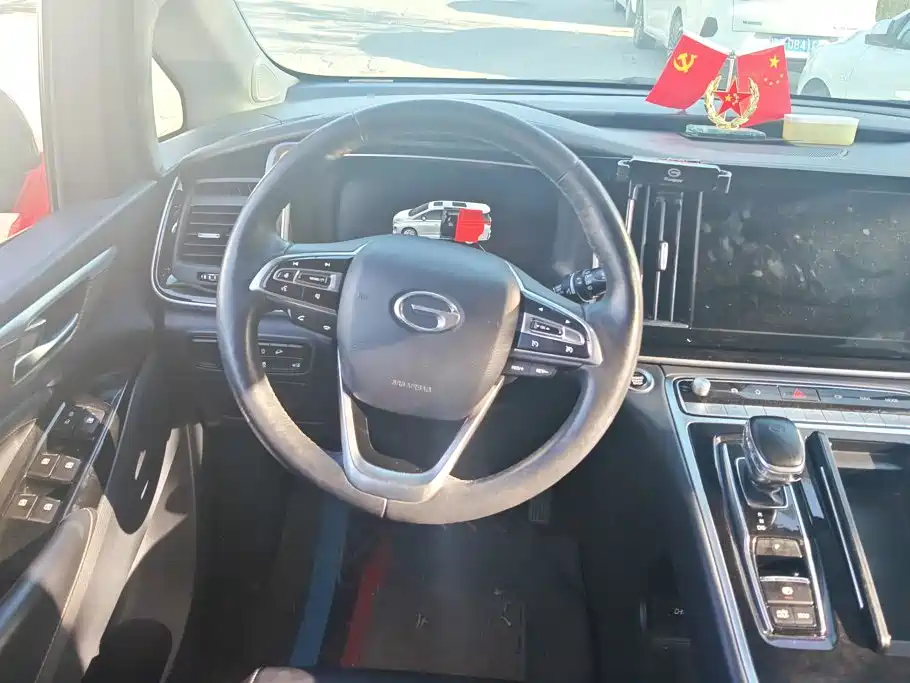 GAC Motor Trumpchi M8 — фото 15