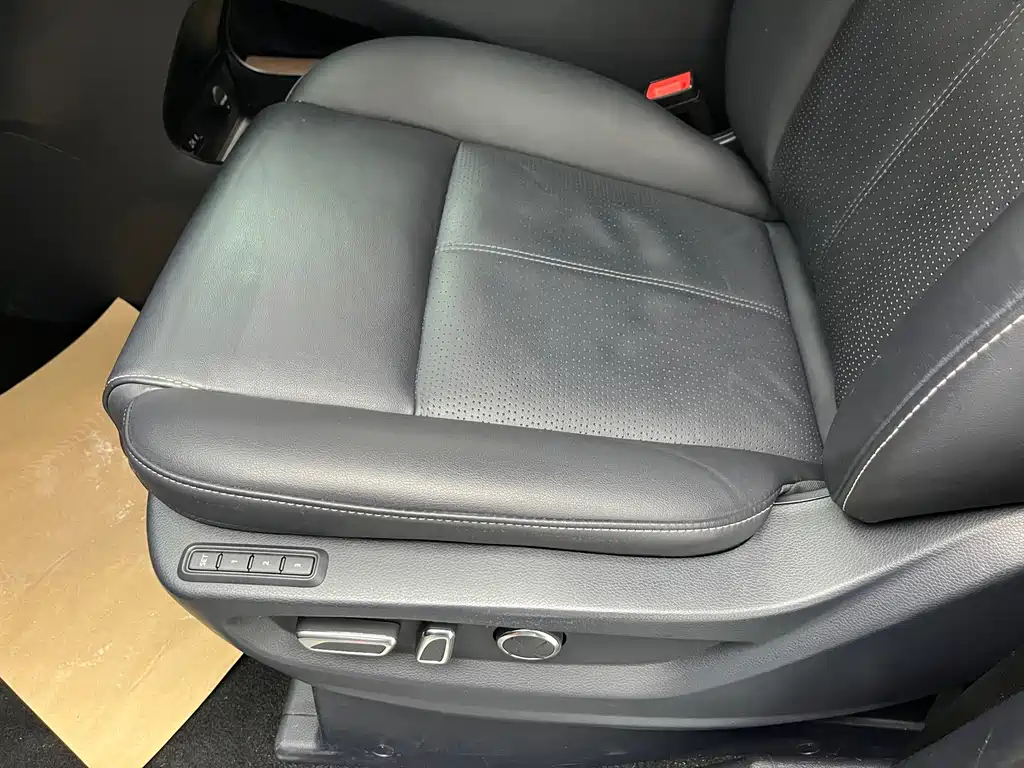 GAC Motor Trumpchi M8 — фото 10