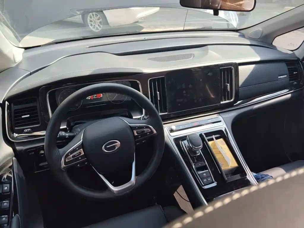 GAC Motor Trumpchi M8 — фото 10