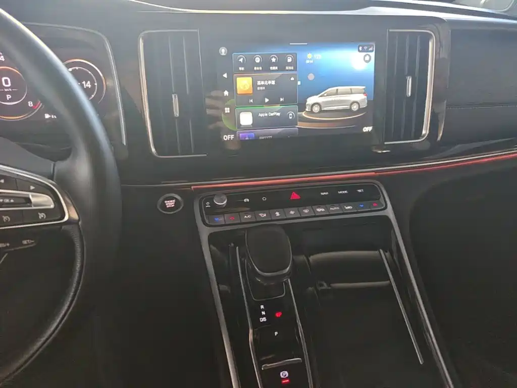 GAC Motor Trumpchi M8 — фото 13