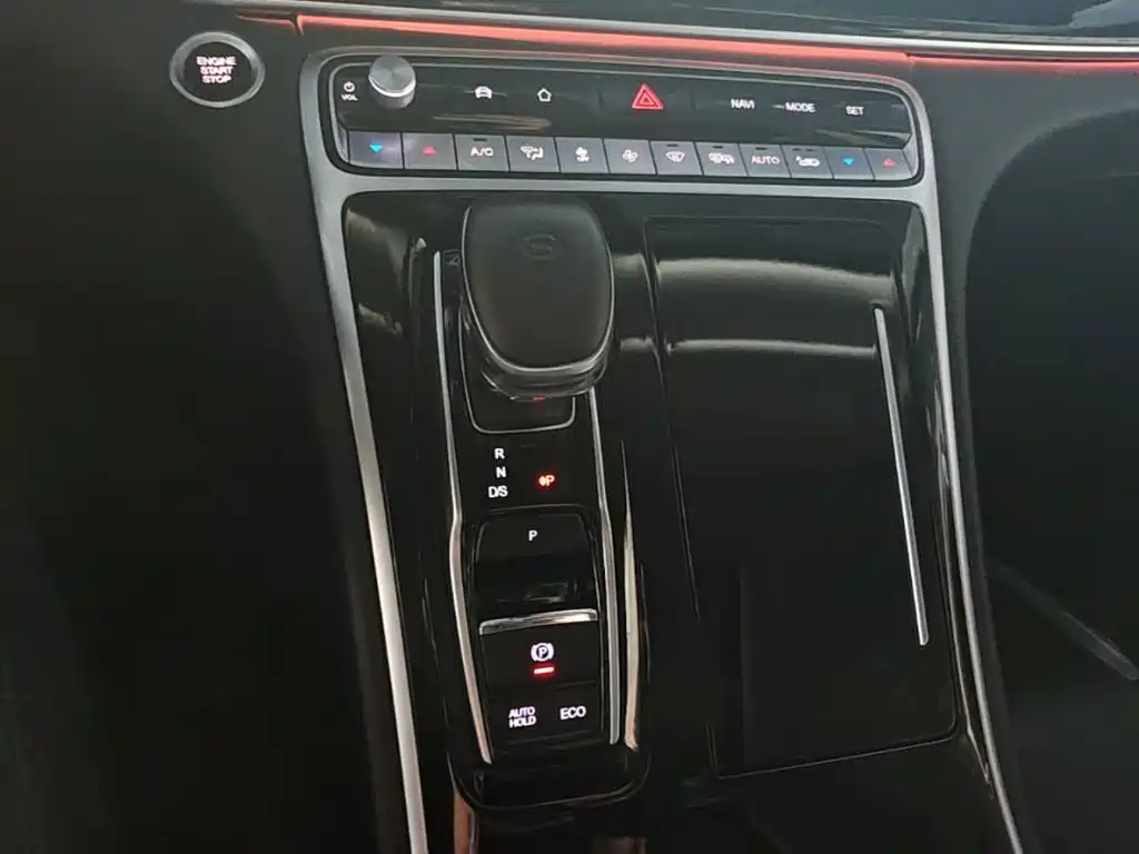 GAC Motor Trumpchi M8 — фото 14