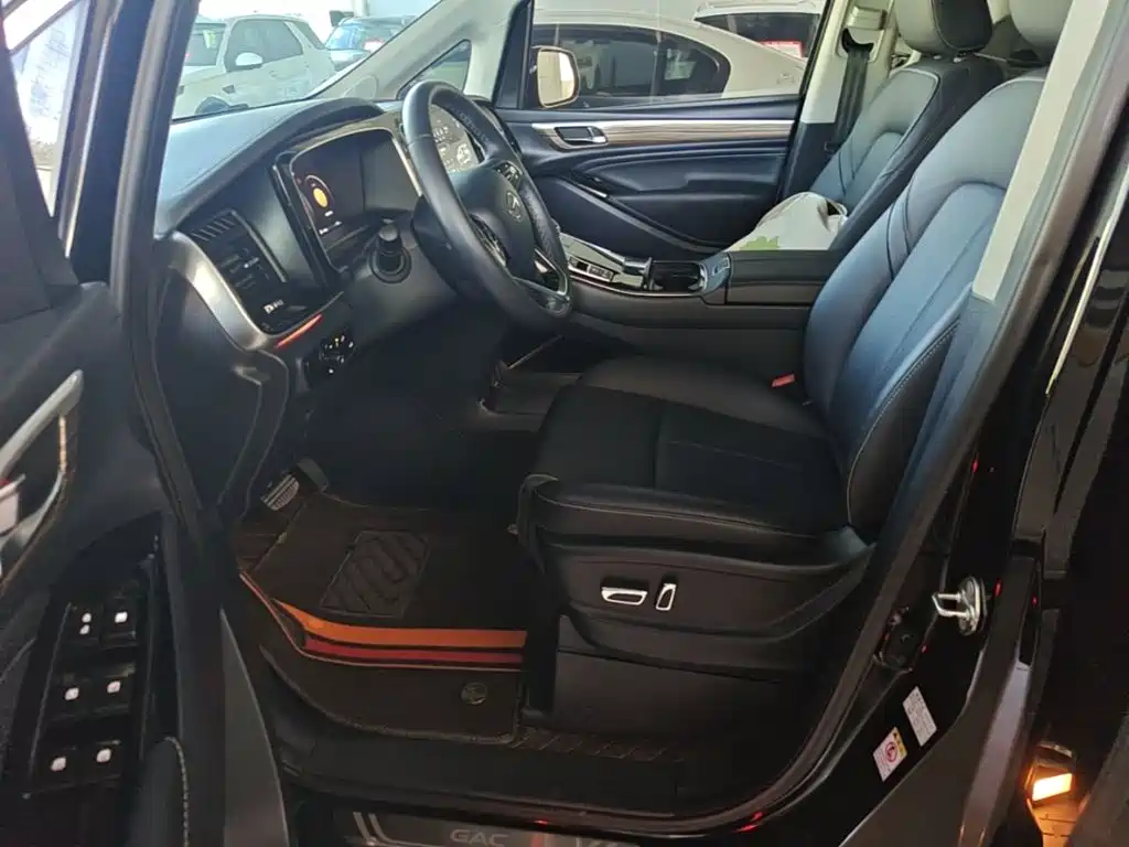 GAC Motor Trumpchi M8 — фото 15