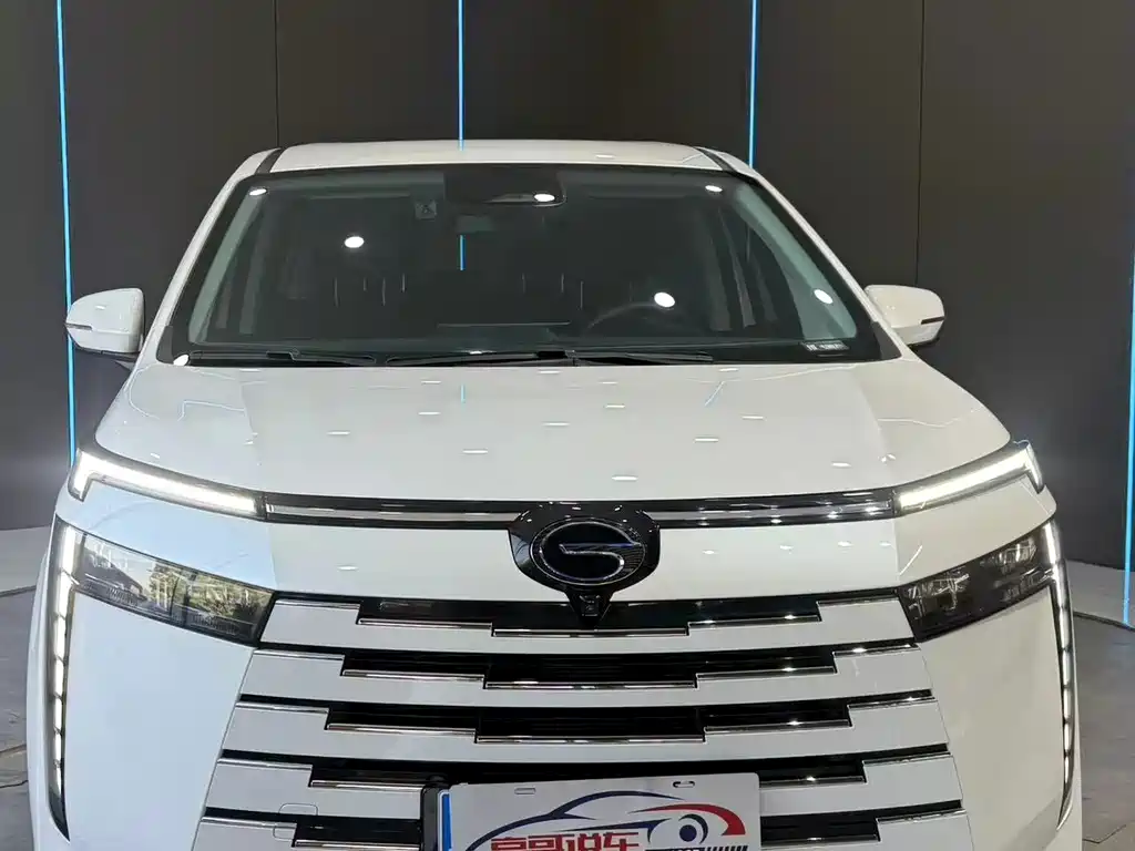 GAC Motor Trumpchi E8 — фото 2