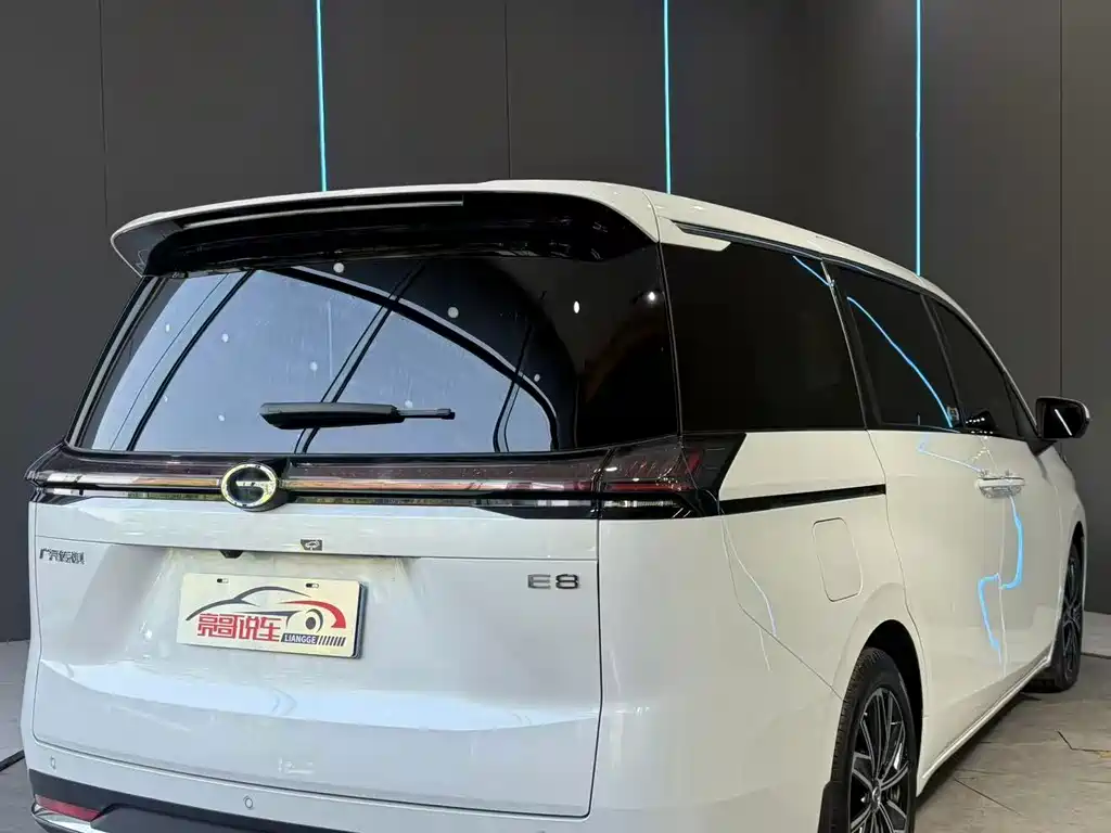 GAC Motor Trumpchi E8 — фото 6