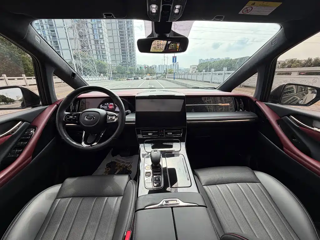 GAC Motor Trumpchi M8 — фото 14