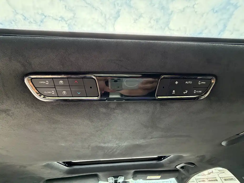 GAC Motor Trumpchi M8 — фото 17