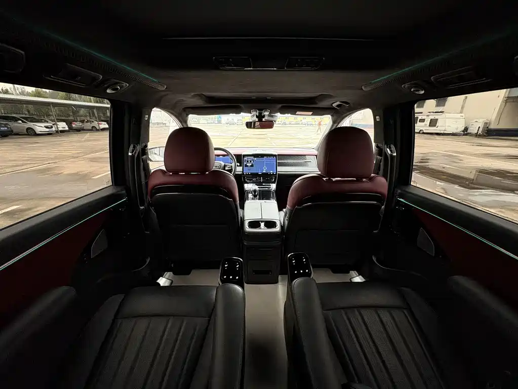 GAC Motor Trumpchi M8 — фото 13
