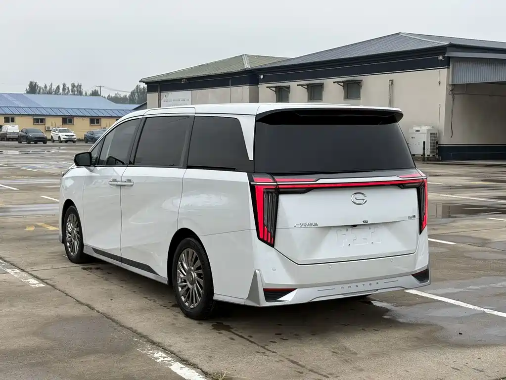 GAC Motor Trumpchi M8 — фото 4