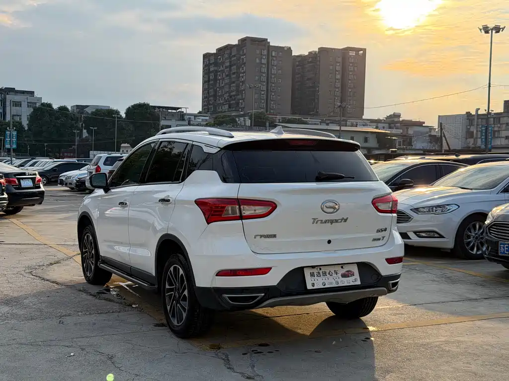 GAC Motor Trumpchi GS4 — фото 6