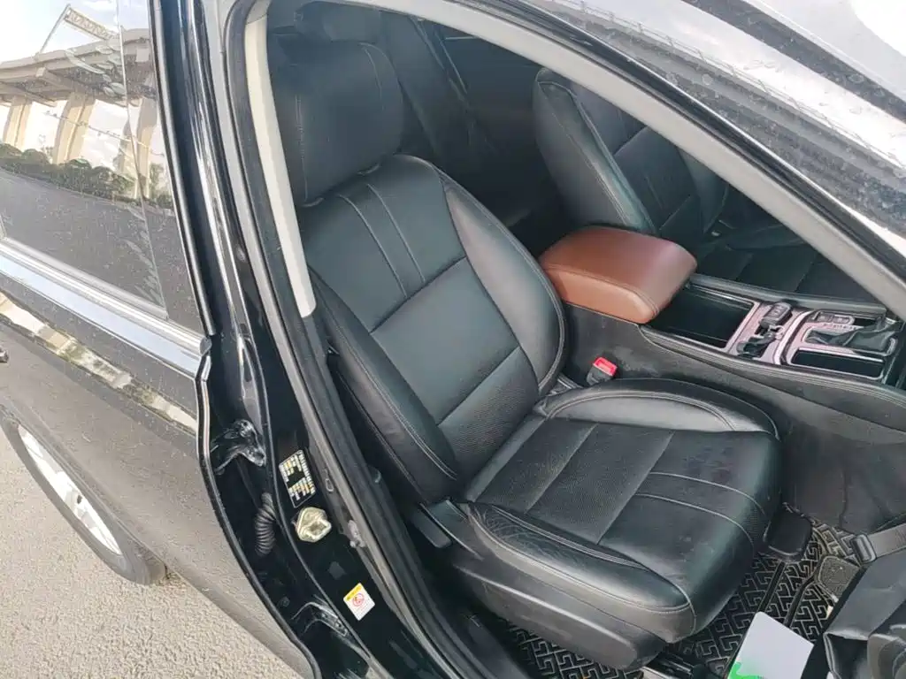 GAC Motor Trumpchi GS7 — фото 25
