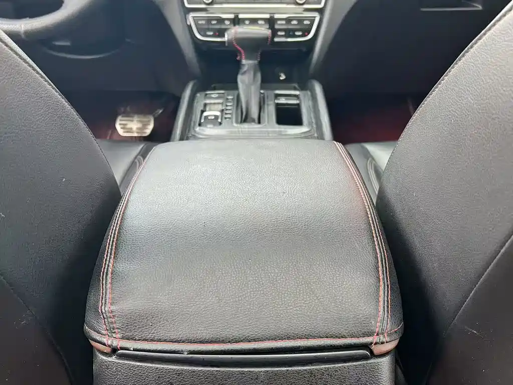 GAC Motor Trumpchi GS8 — фото 15