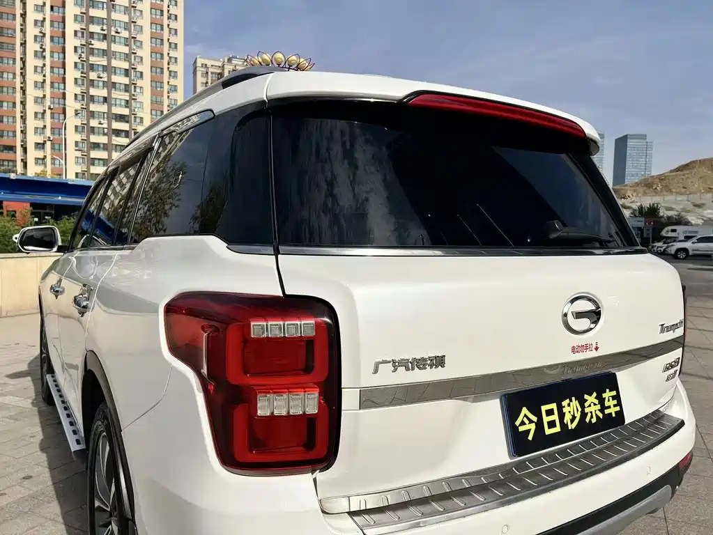 GAC Motor Trumpchi GS8 — фото 16