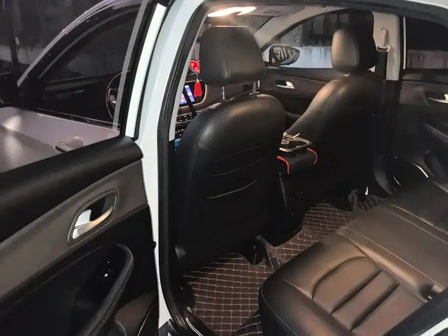 GAC Motor Trumpchi GA4 — фото 11