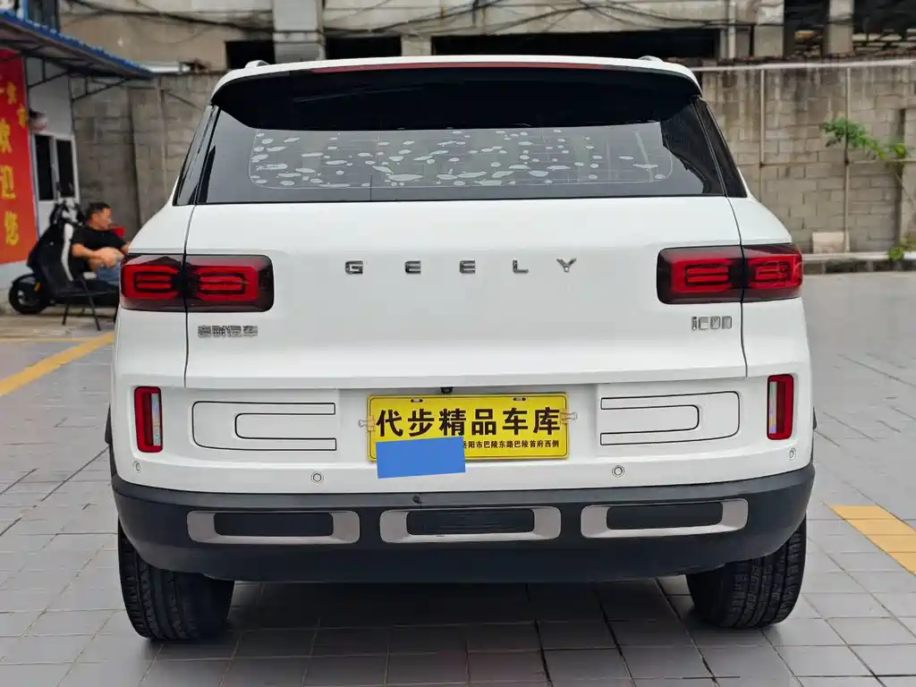 Geely Icon — фото 19