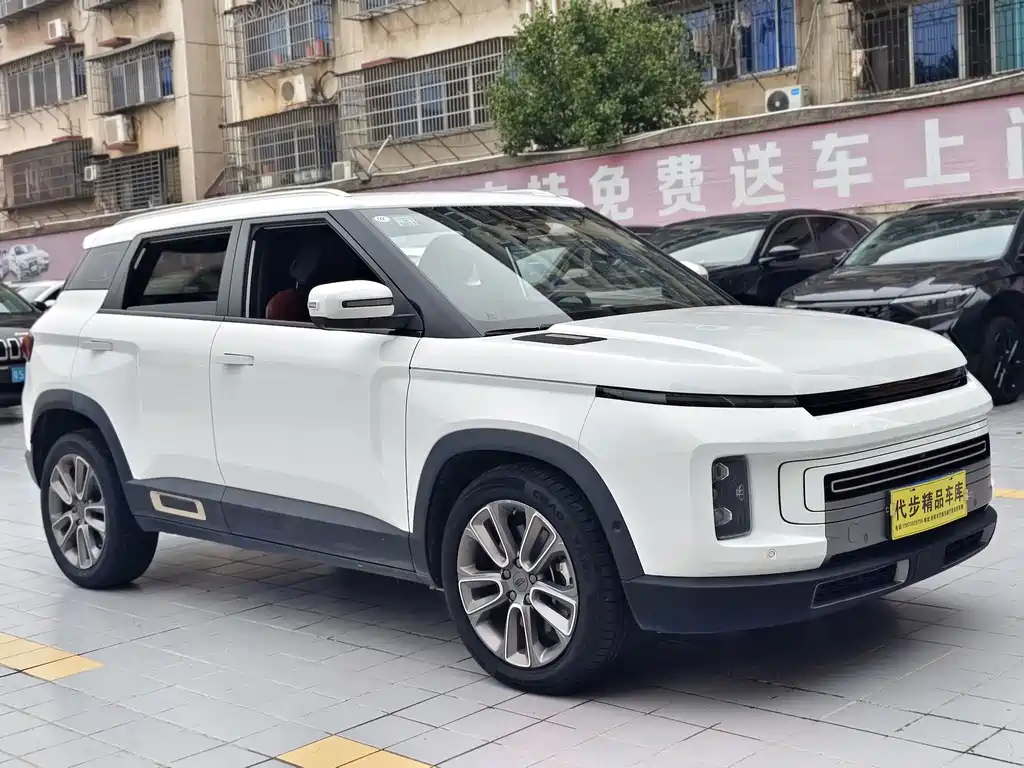 Geely Icon — фото 3