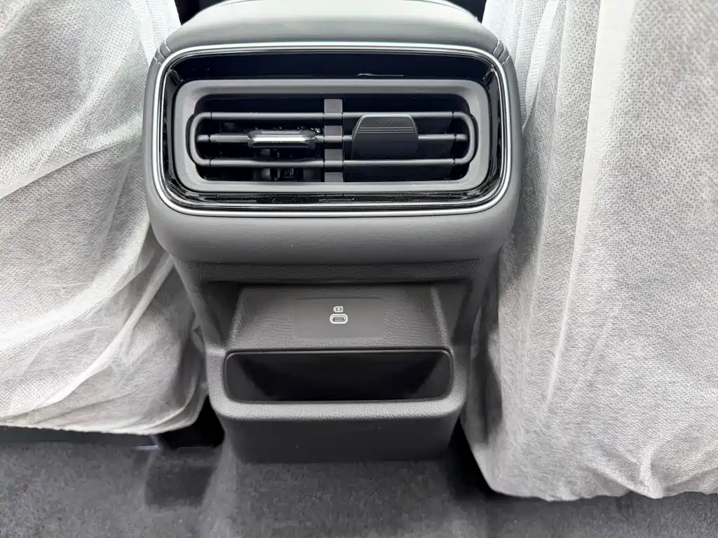 Geely Xingrui — фото 18