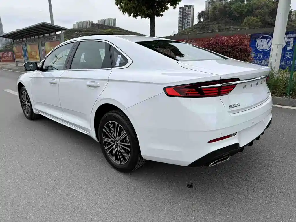 Geely Xingrui — фото 10