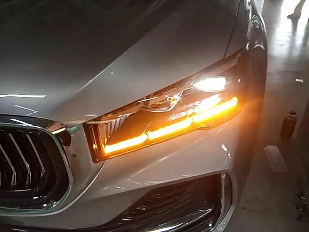 Geely Xingyue L — фото 24