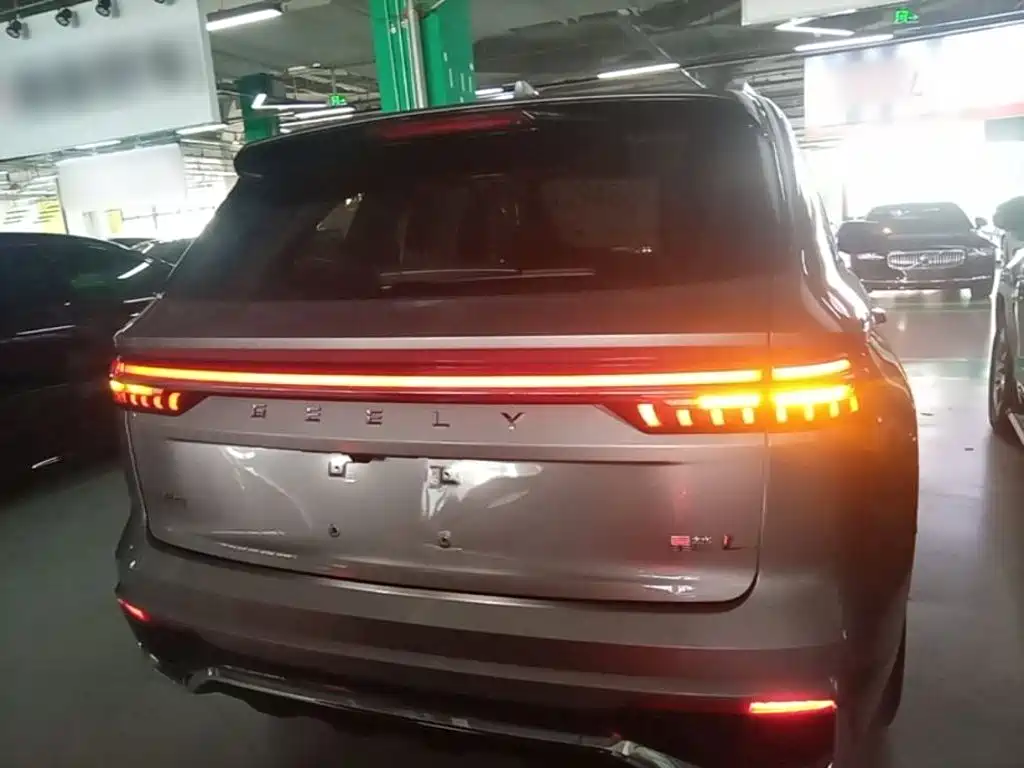 Geely Xingyue L — фото 6