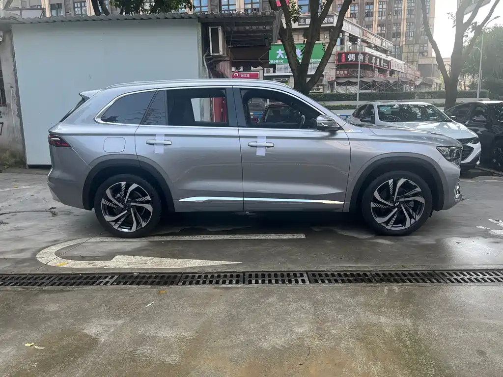 Geely Xingyue L — фото 4