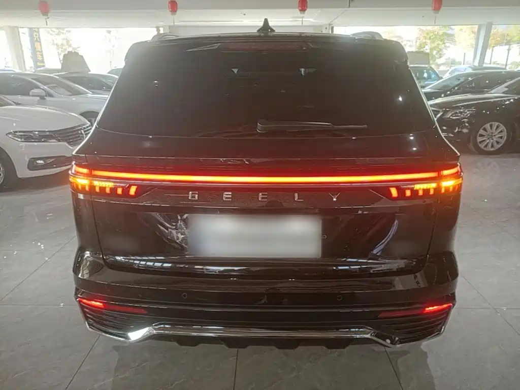 Geely Xingyue L — фото 6