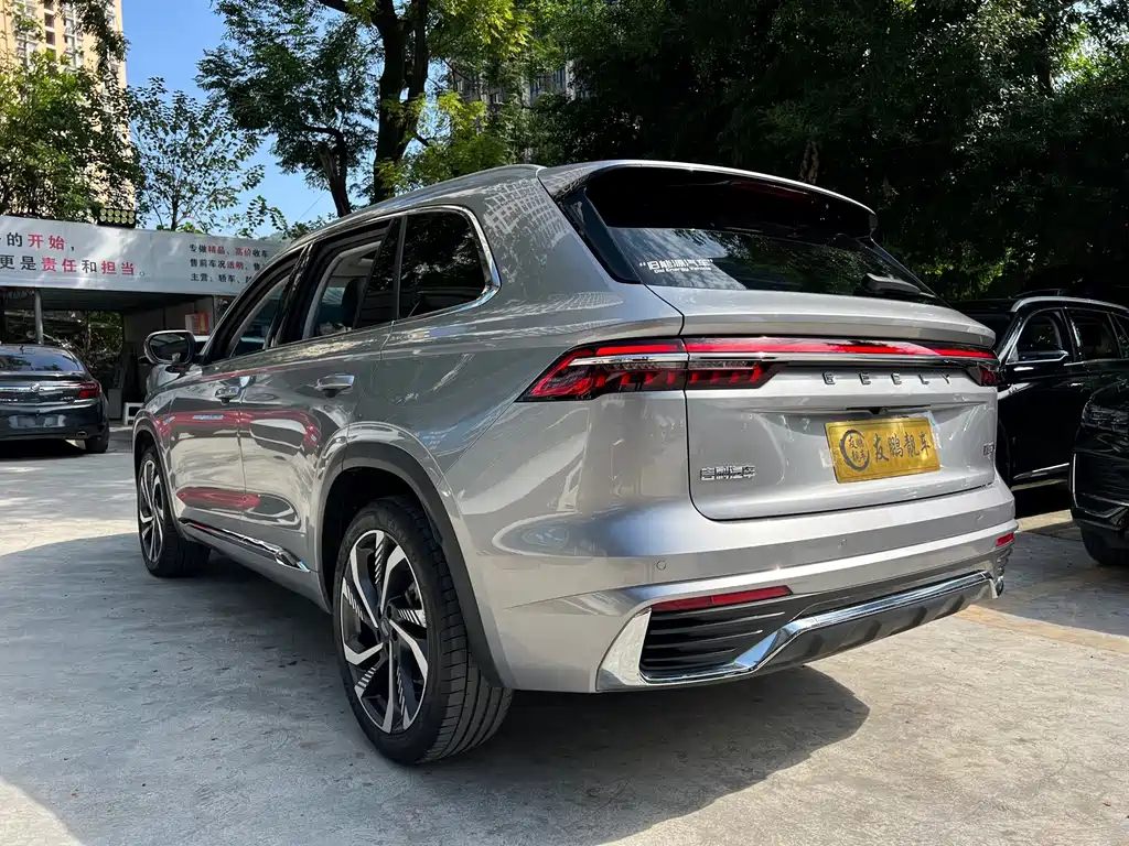 Geely Xingyue L — фото 24