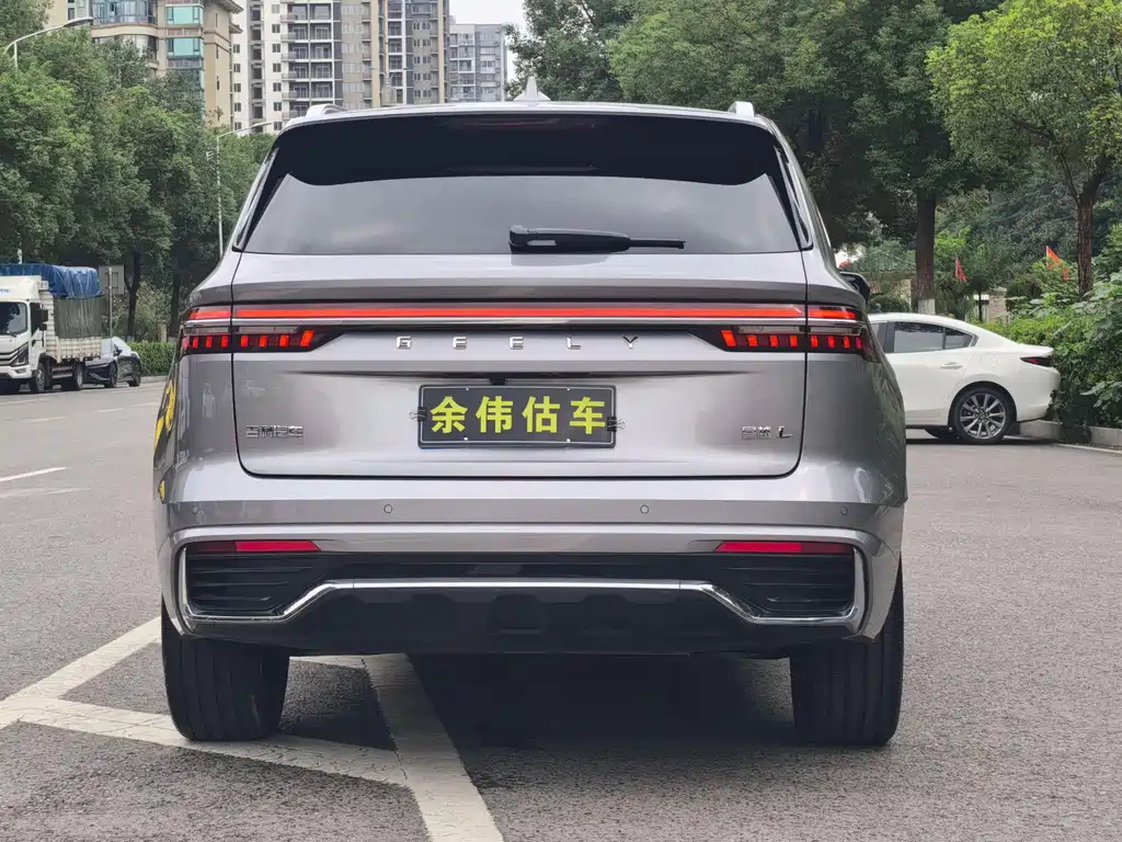 Geely Xingyue L — фото 19