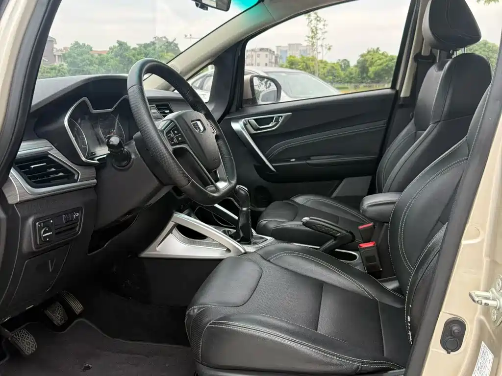 Geely Vision X3 — фото 8