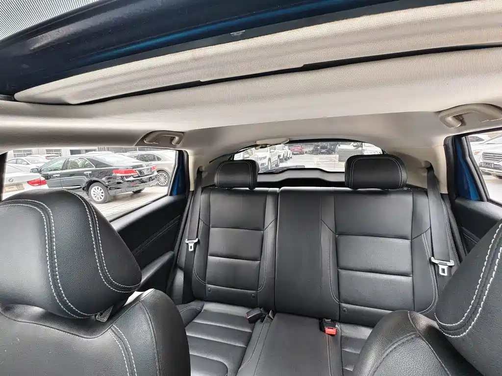 Geely Vision X3 — фото 15