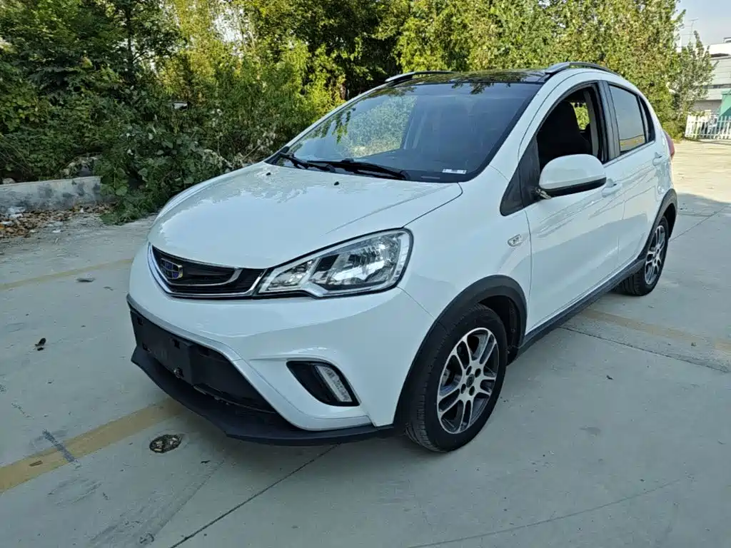 Geely Vision X1 — фото 2