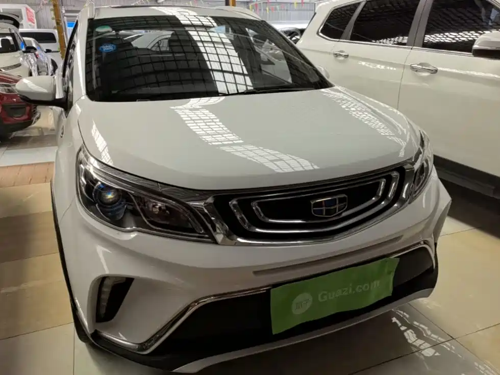 Geely Vision X3 — фото 3