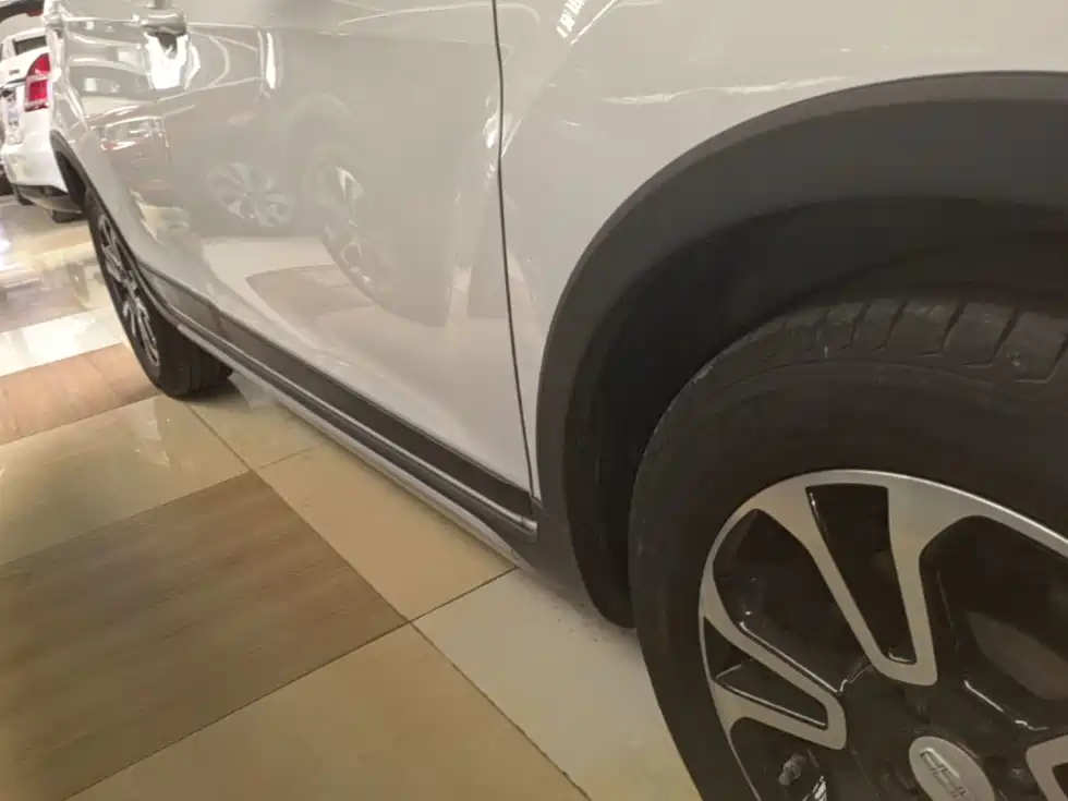 Geely Vision X3 — фото 21