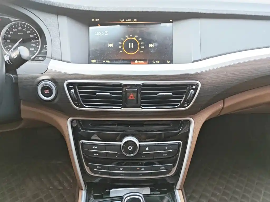 Geely Borui — фото 13