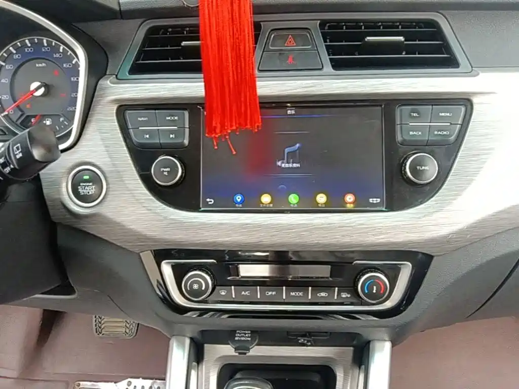 Geely Vision X3 — фото 13