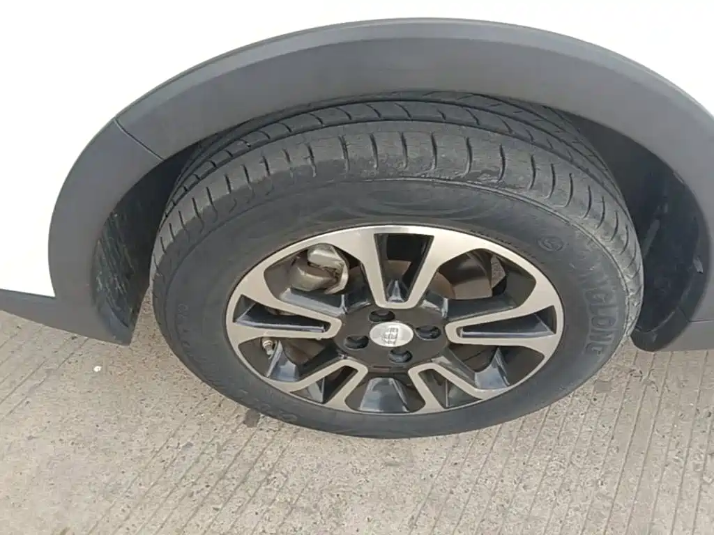Geely Vision X3 — фото 23