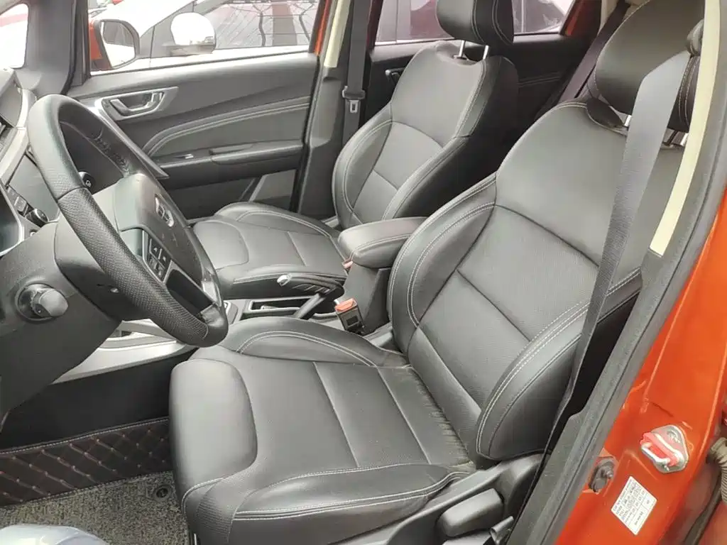 Geely Vision X3 — фото 15