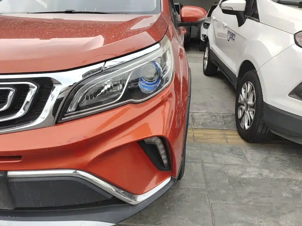 Geely Vision X3 — фото 24