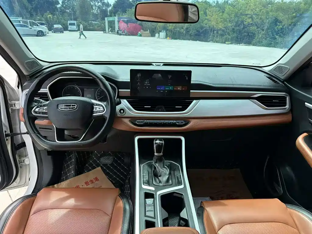 Geely Vision X6 — фото 8