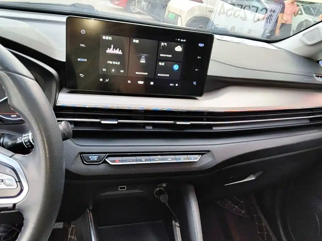 Geely Vision X3 — фото 13