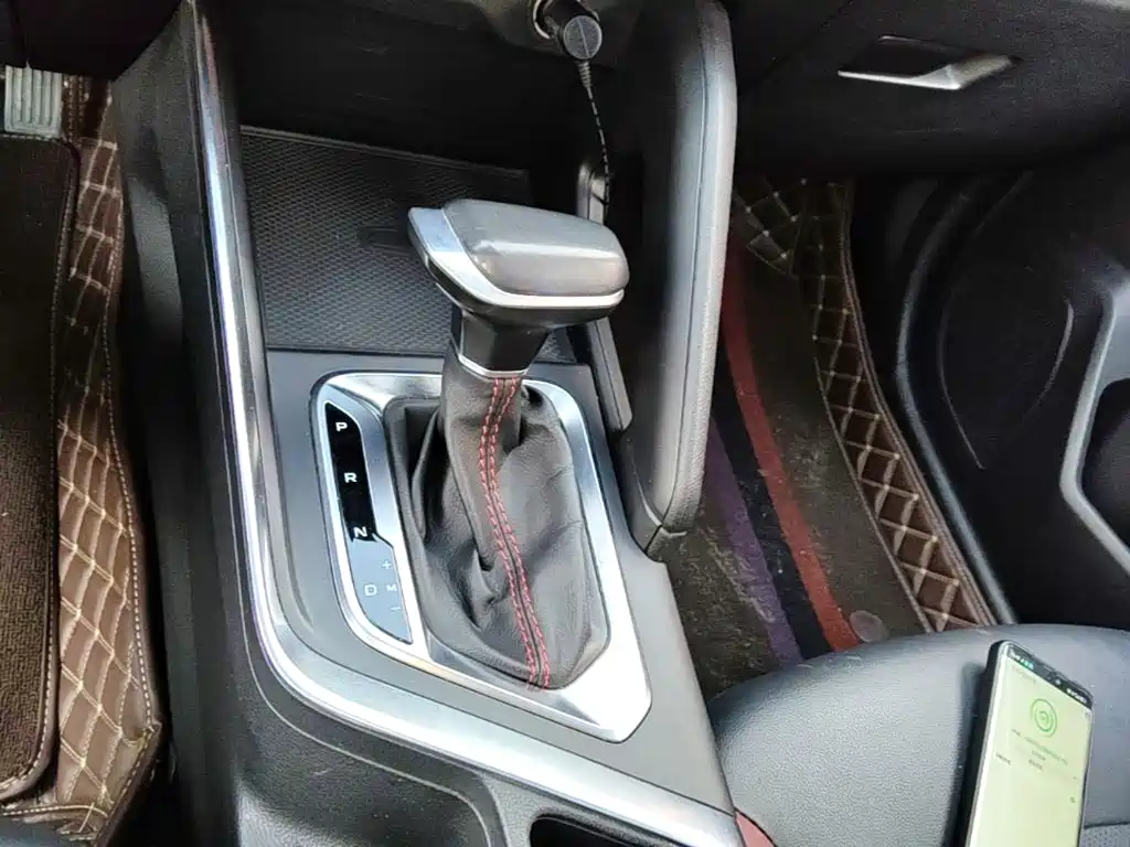 Geely Vision X3 — фото 14