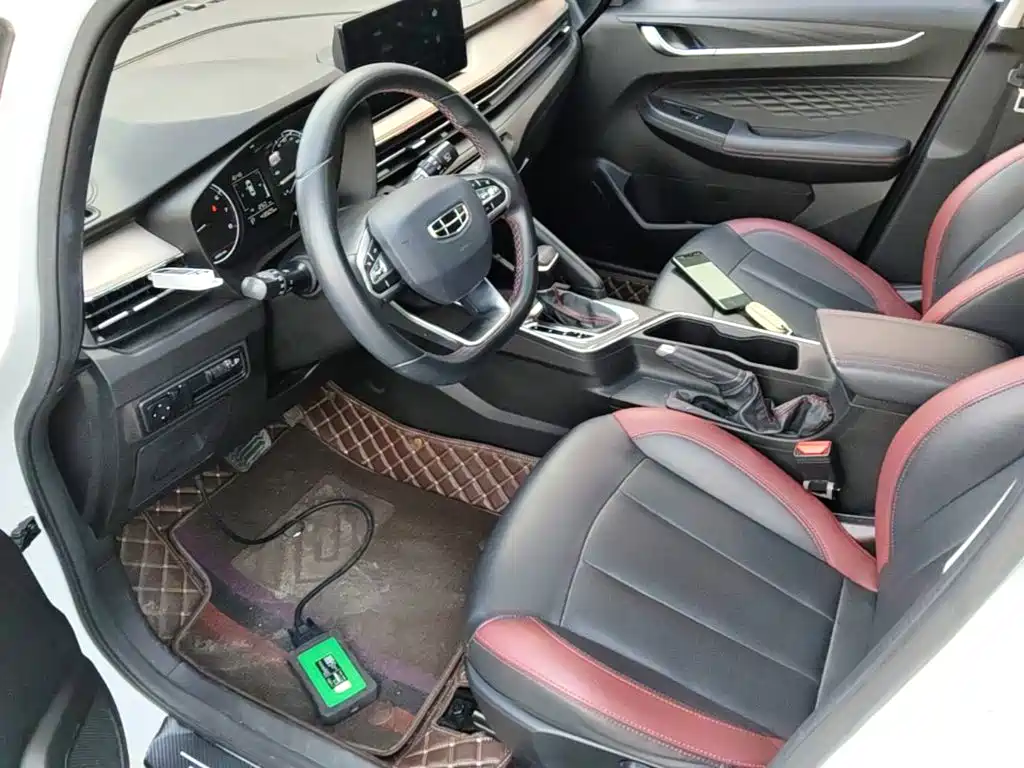Geely Vision X3 — фото 15