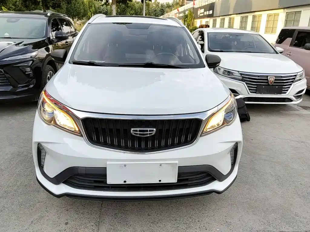 Geely Vision X3 — фото 3