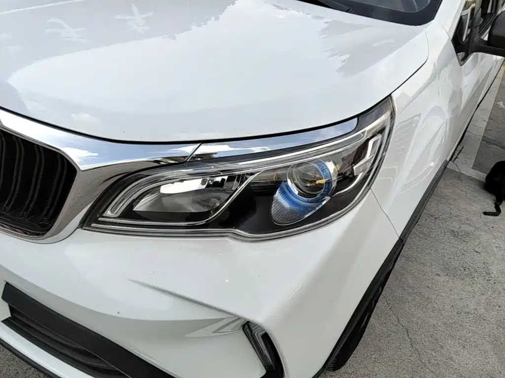 Geely Vision X3 — фото 24