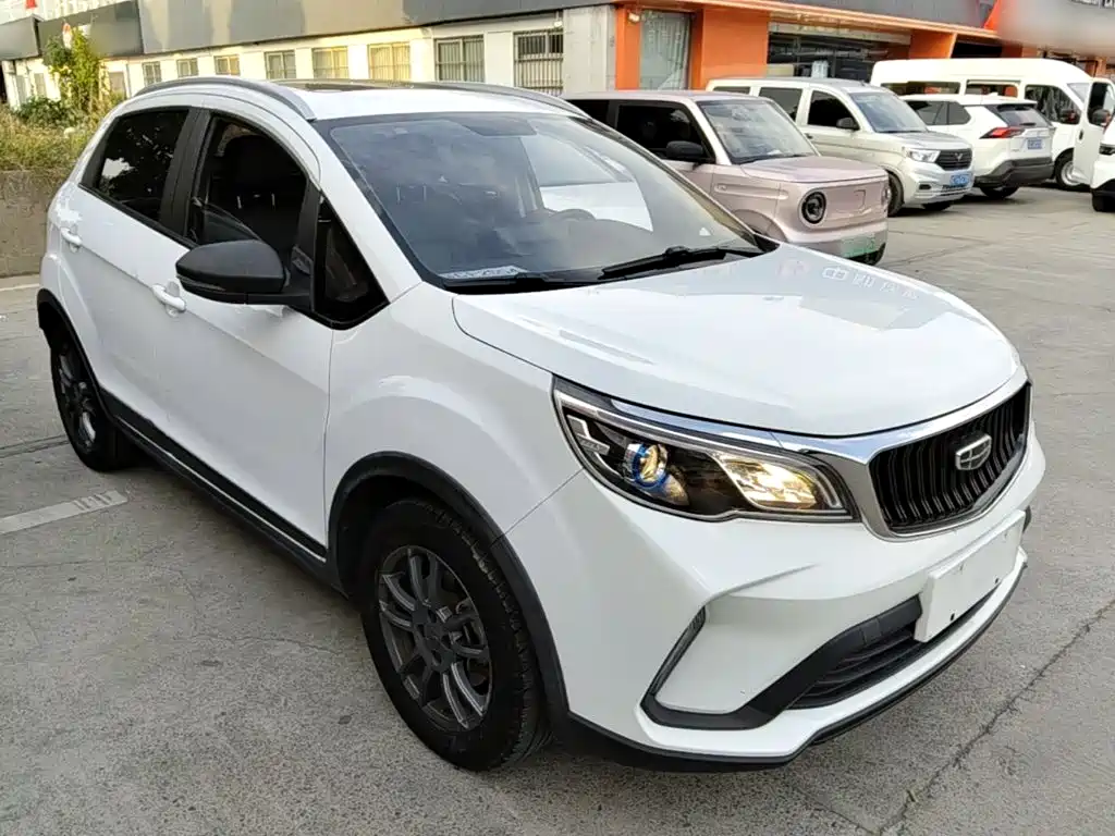 Geely Vision X3 — фото 4
